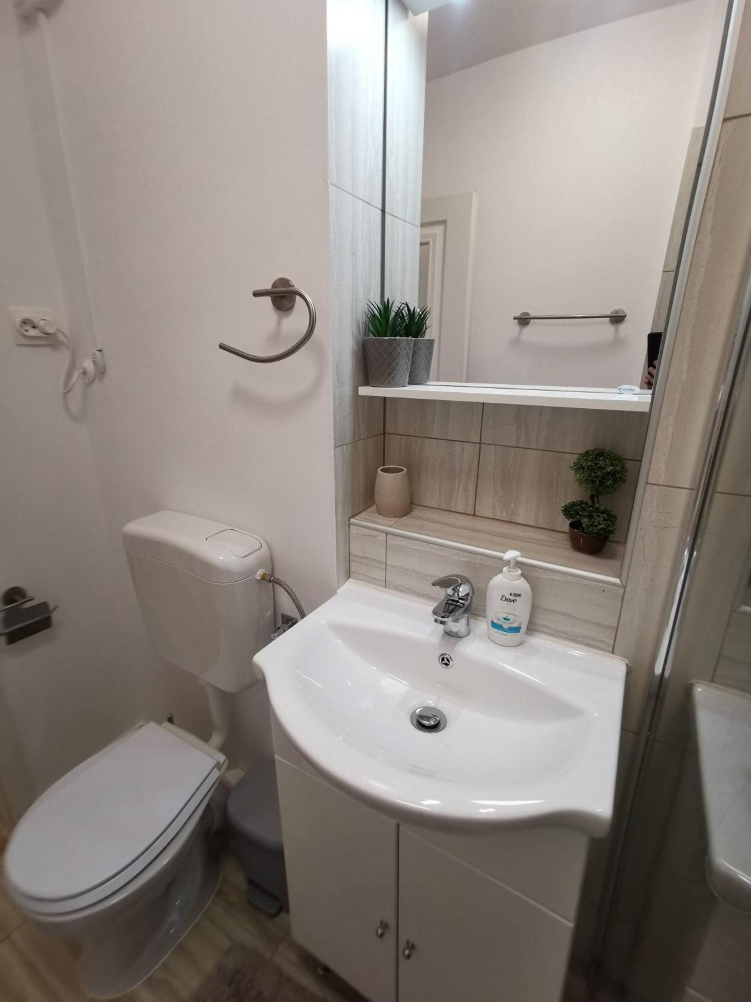 Aldira Studio Arena Nationala Bukarest Kültér fotó